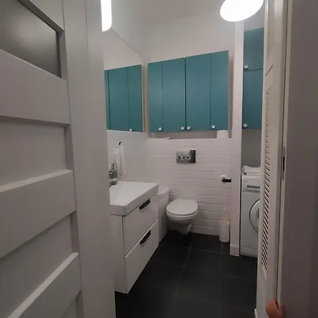 Shire דירה ורשה